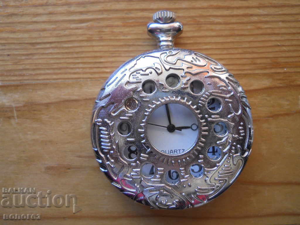 quartz pocket watch - works