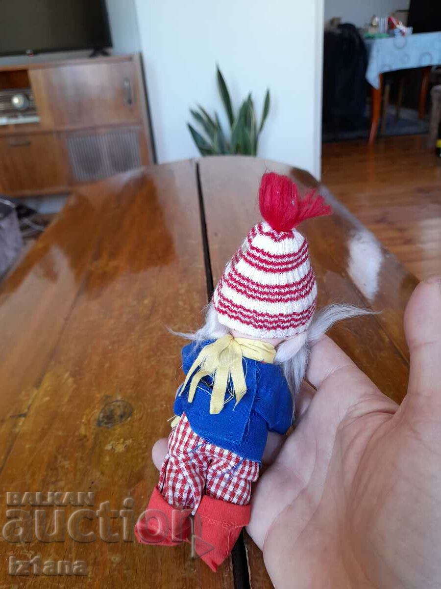 Auction Old doll, dwarf Auction Old doll, dwarf