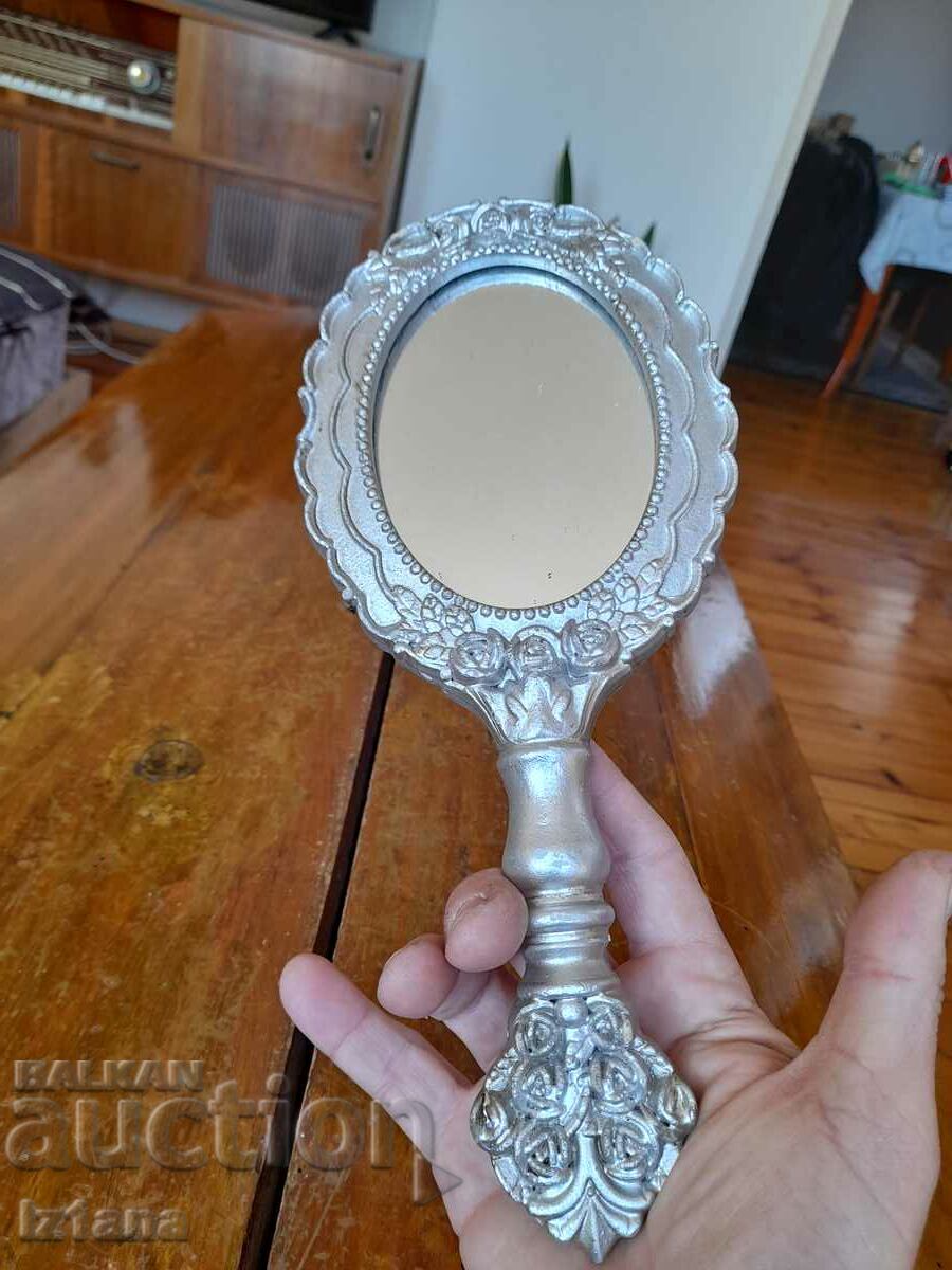An old mirror, a mirror with price 30.00 BGN | € 15.34 An old mirror, a mirror with price 30.00 BGN | € 15.34