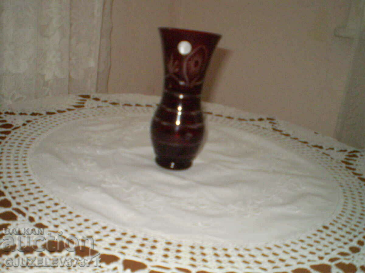 Auction  Vase Crystal Red Glass