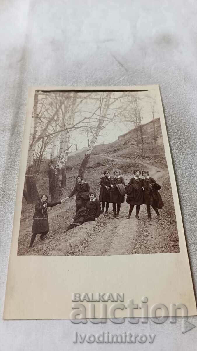 Photo Svishtov Schoolgirls on a path near the city 1930