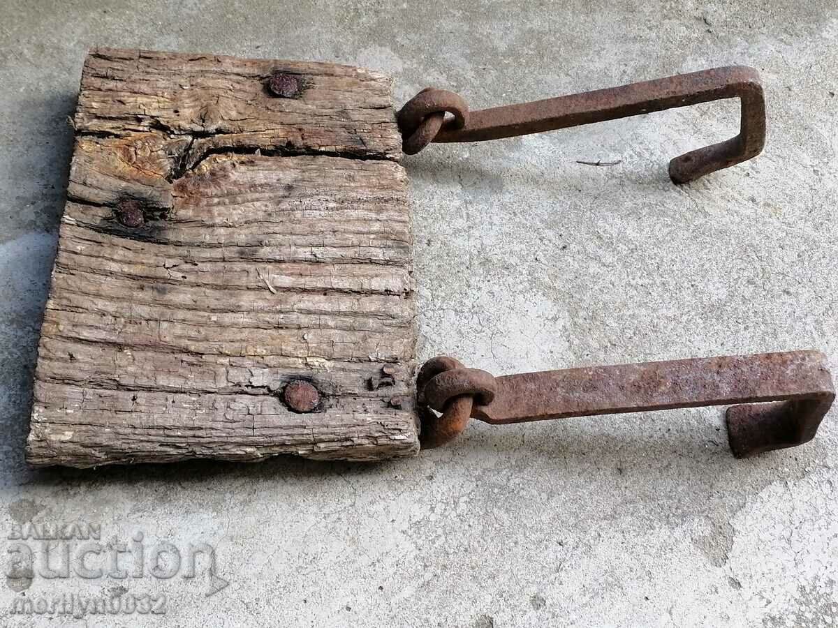 Δημοπρασία Πλαστά σίδερα για πάγκο καλάθι Δημοπρασία Πλαστά σίδερα για πάγκο καλάθι