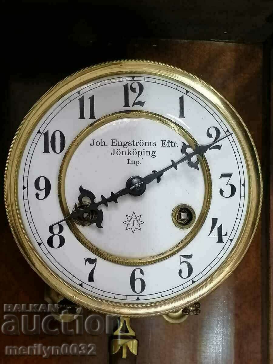 Ceasul de perete german Junghans la sfârșitul secolului al XIX-lea