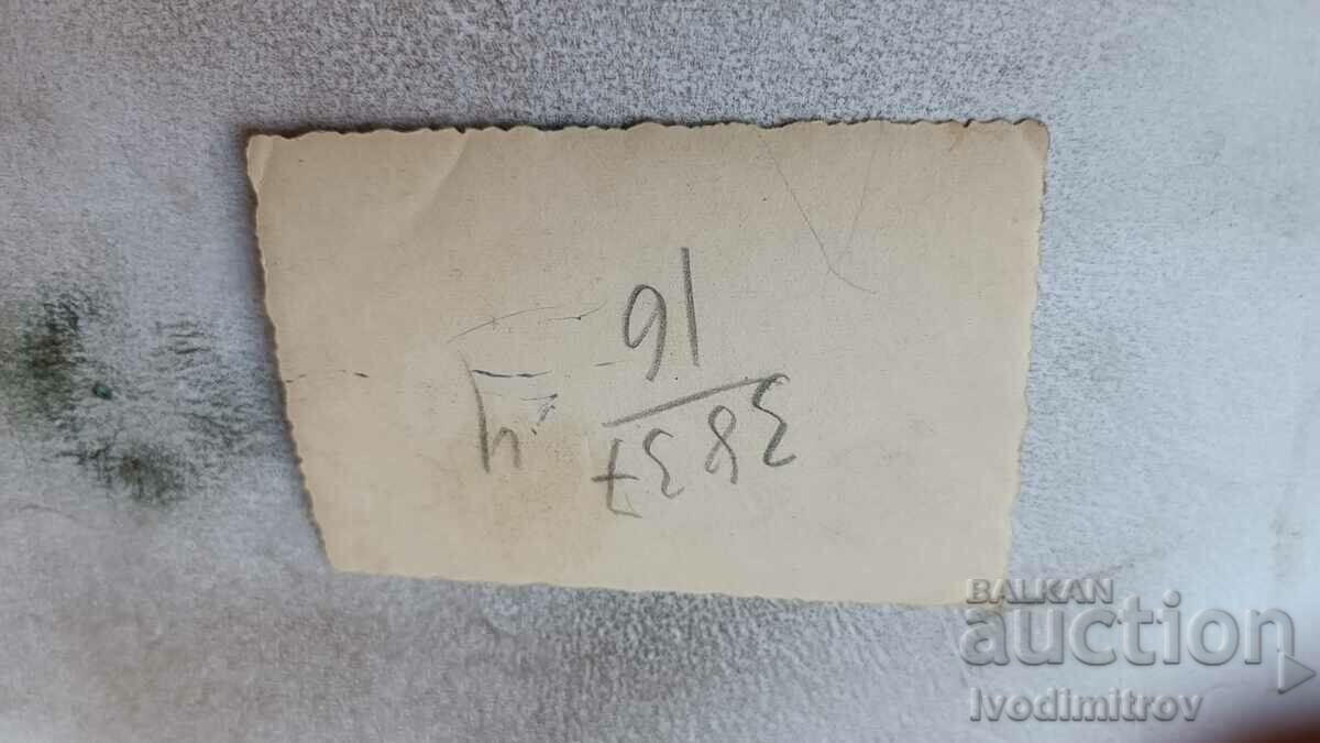 Φωτογραφία Σοφία Τρία νεαρά κορίτσια σε μια βόλτα με τιμή 2.45 BGN | € 1.25 Φωτογραφία Σοφία Τρία νεαρά κορίτσια σε μια βόλτα με τιμή 2.45 BGN | € 1.25