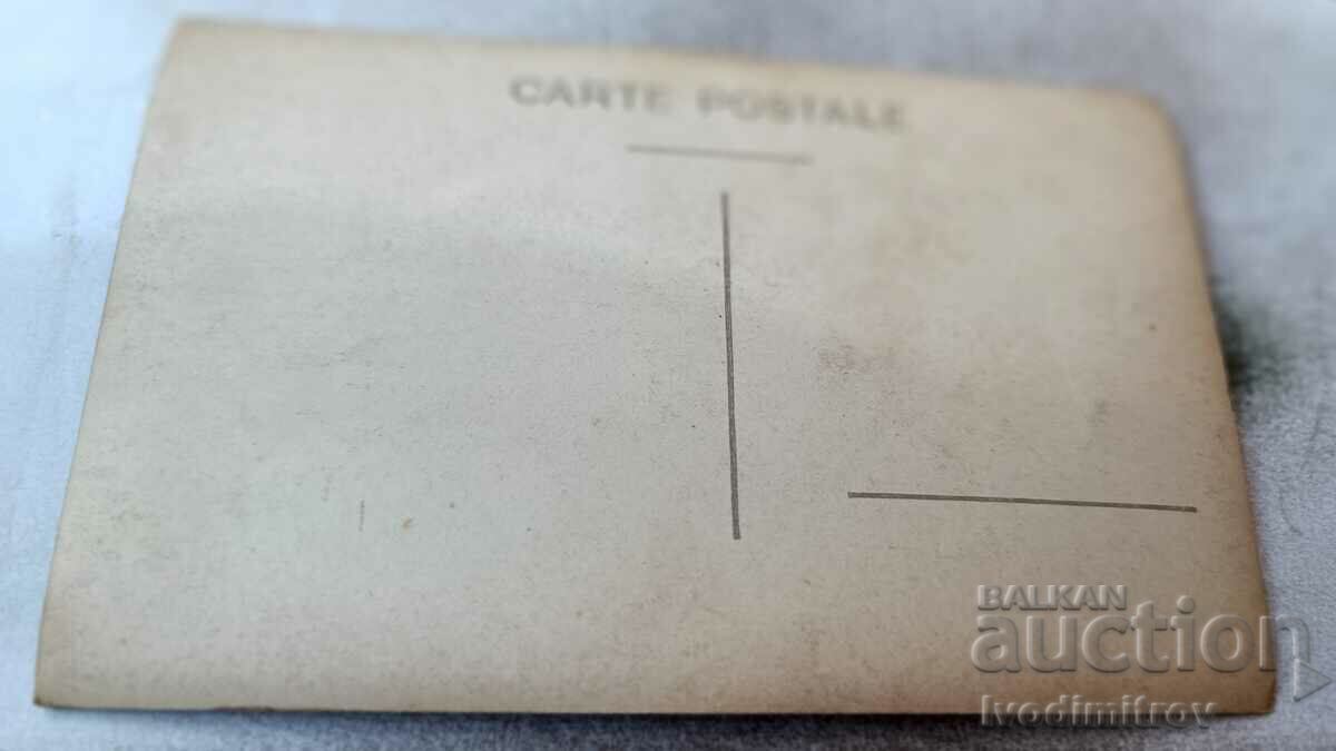 Photo Sofia Marching schoolgirls with price 2.85 BGN | € 1.46