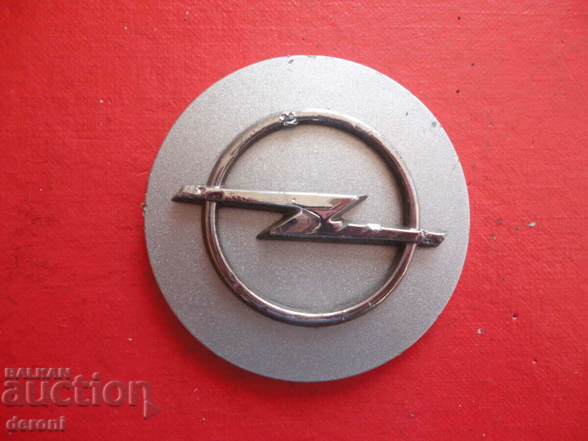 Emblema mașinii Opel cu preț 10.00 BGN | € 5.11 Emblema mașinii Opel cu preț 10.00 BGN | € 5.11