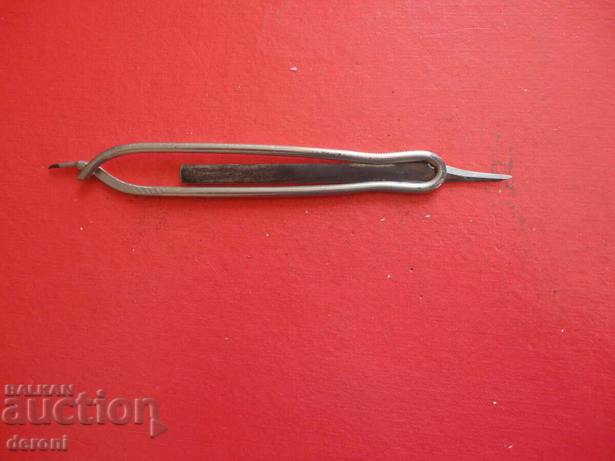 German Military Scalpel Tool Aesculap Kobito 3 Reich 5 - 7 German Military Scalpel Tool Aesculap Kobito 3 Reich 5 - 7