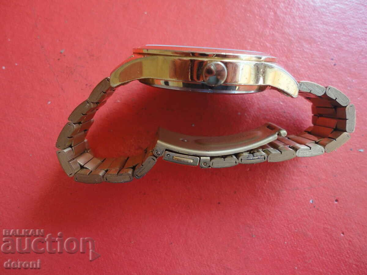 Auction  Great watch Manguun 2