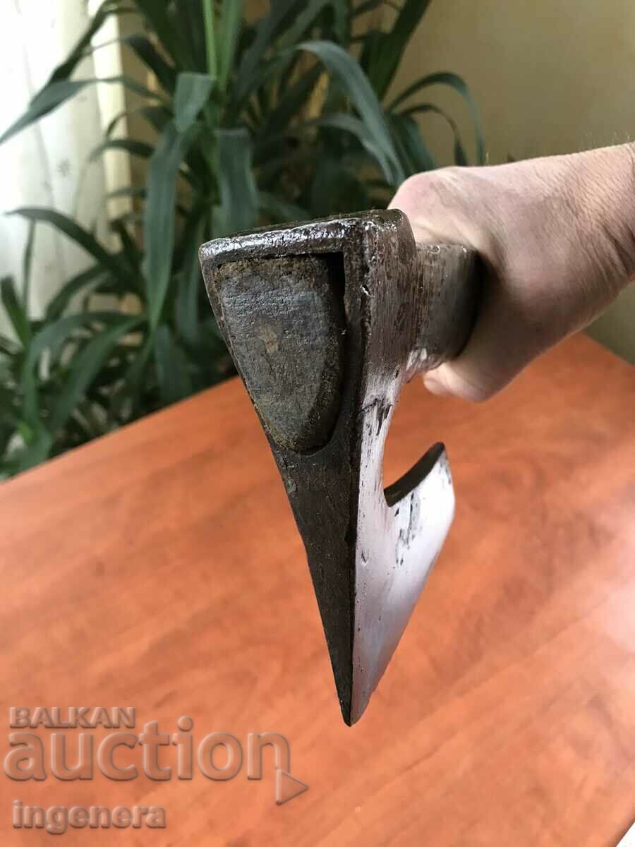 Delivery of AX HATCHET AX TOOL Delivery of AX HATCHET AX TOOL