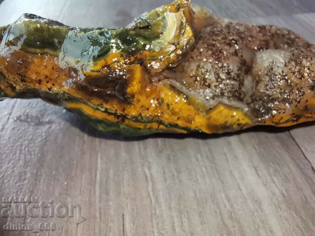 Auction A trickle of Orpheus agate from the Eastern Rhodopes Auction A trickle of Orpheus agate from the Eastern Rhodopes