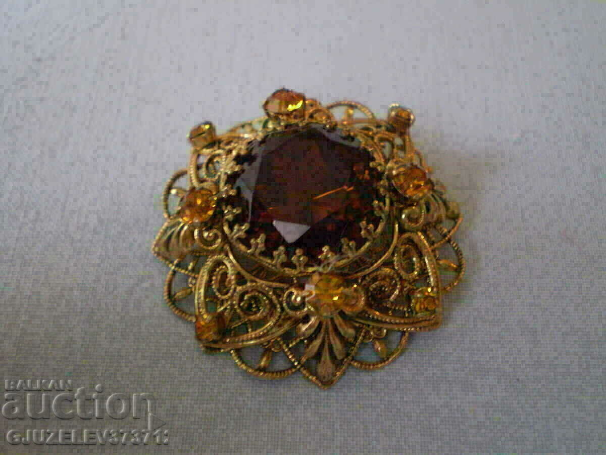 1950 citrine glass brooch in gold metal - 6 1950 citrine glass brooch in gold metal - 6