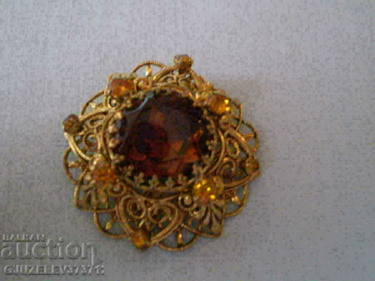 1950 citrine glass brooch in gold metal - 7 1950 citrine glass brooch in gold metal - 7