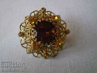 1950 citrine glass brooch in gold metal