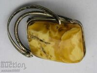 SILVER BROOCH WITH AMBER