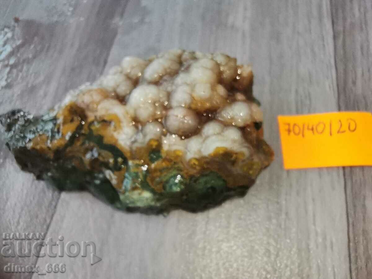 Auction A trickle of Orpheus agate from the Eastern Rhodopes Auction A trickle of Orpheus agate from the Eastern Rhodopes