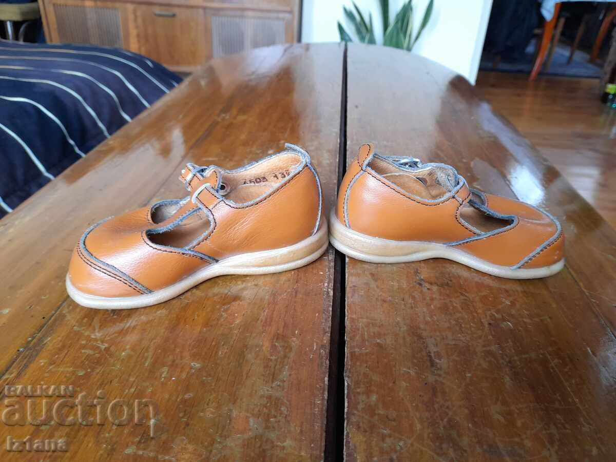 Old children's shoes with price 30.00 BGN | € 15.34