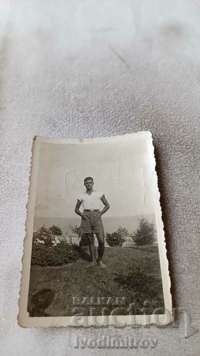 Снимка Млад мъж 1935