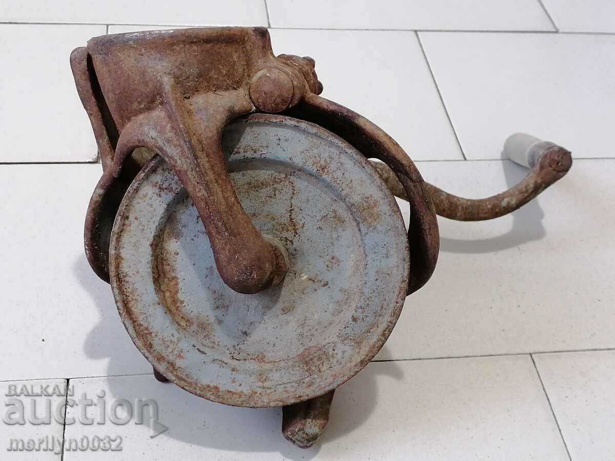 Handmill for corn, milling machine, grinder - 5 Handmill for corn, milling machine, grinder - 5