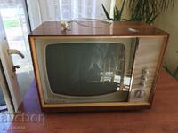 "PIRIN" TELEVISION FROM THE 70'S VERY PRESERVED WITH THE ORIGINAL CASE
