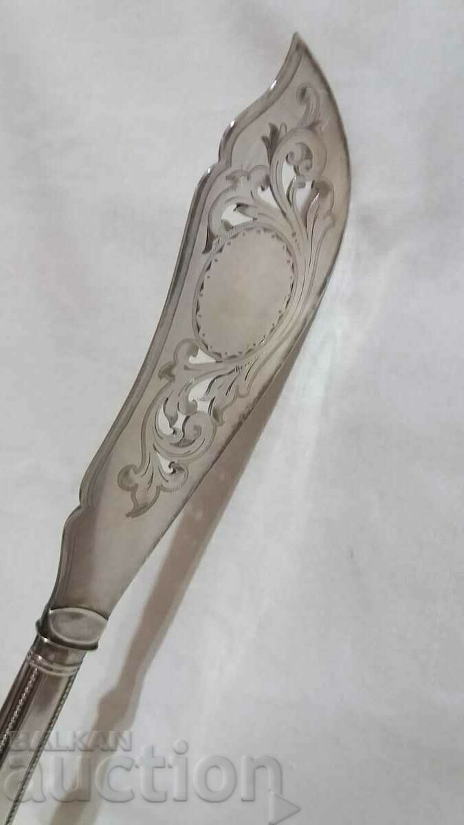 Δημοπρασία Αντικέ πιάτο για κέικ με ασημένια λαβή