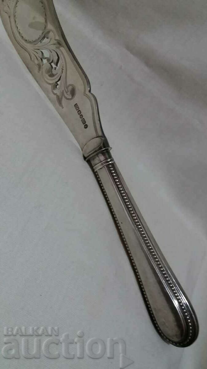 Delivery of Antique silver handle cake pie dish