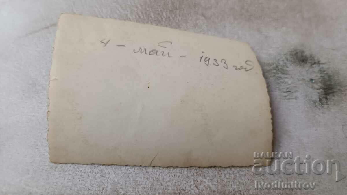 Photo Factory workers 1933 with price 1.45 BGN | € 0.74 Photo Factory workers 1933 with price 1.45 BGN | € 0.74