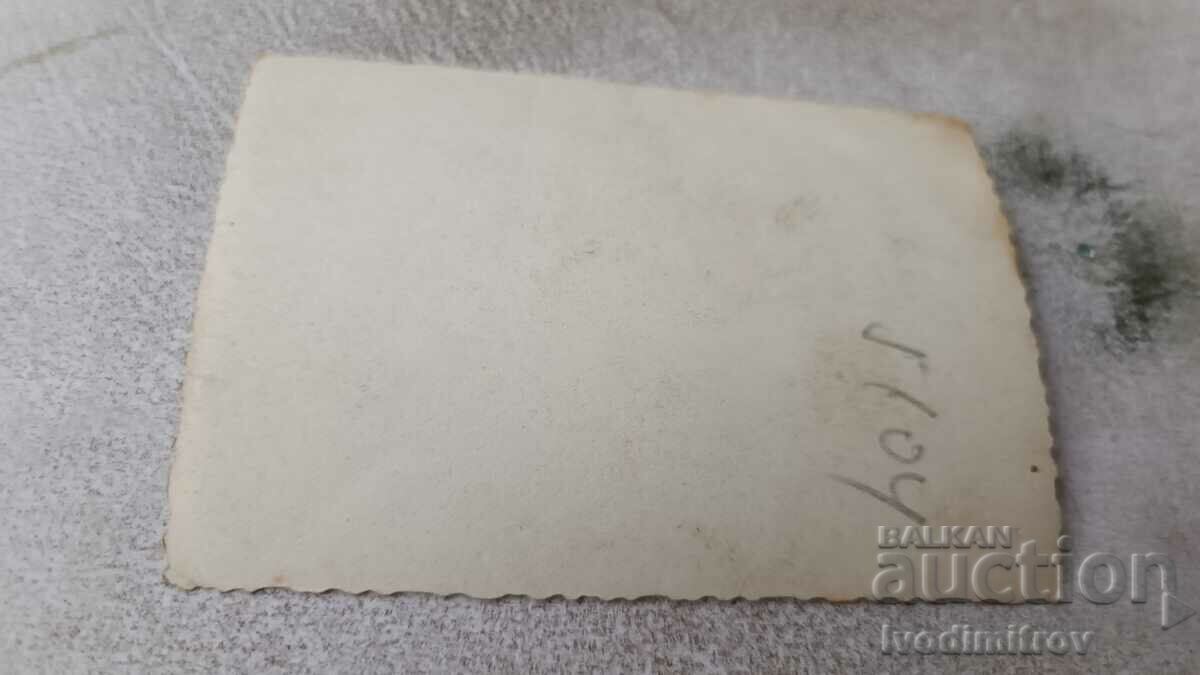 Photo Soldiers on the lawn with price 0.85 BGN | € 0.43 Photo Soldiers on the lawn with price 0.85 BGN | € 0.43