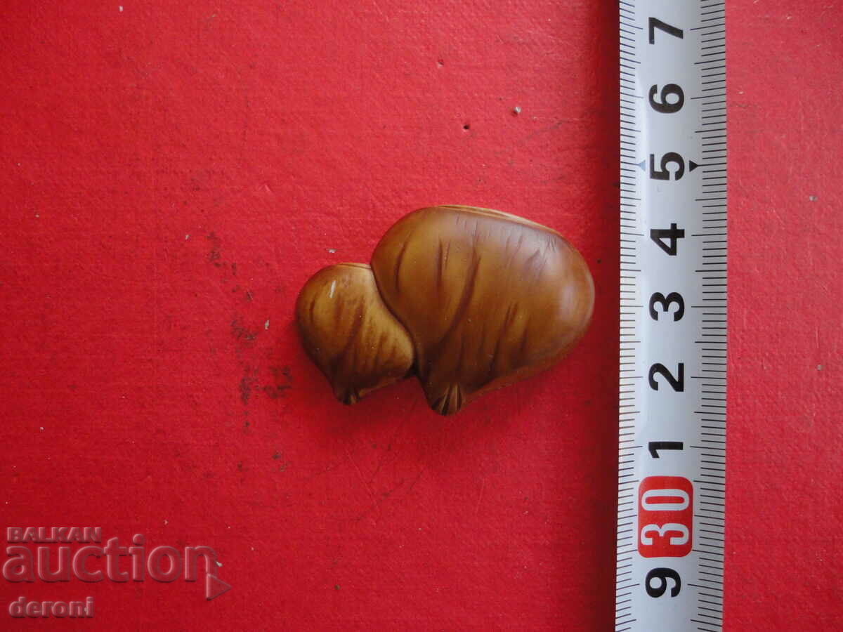 German brooch with price 5.00 BGN | € 2.56 German brooch with price 5.00 BGN | € 2.56