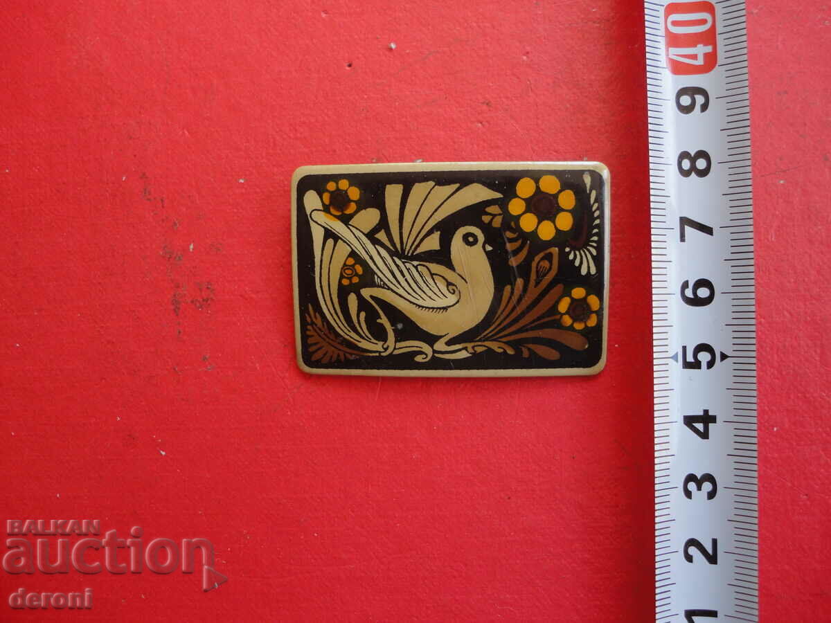 A great bird brooch with price 10.00 BGN | € 5.11 A great bird brooch with price 10.00 BGN | € 5.11