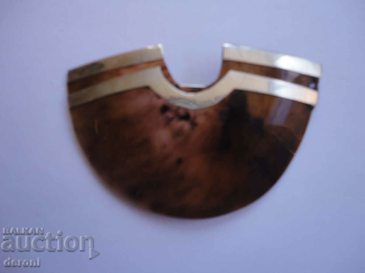 Antique mother-of-pearl brooch 1 - 5 Antique mother-of-pearl brooch 1 - 5