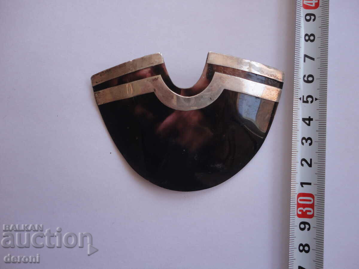 Antique mother-of-pearl brooch 2 with price 15.00 BGN | € 7.67