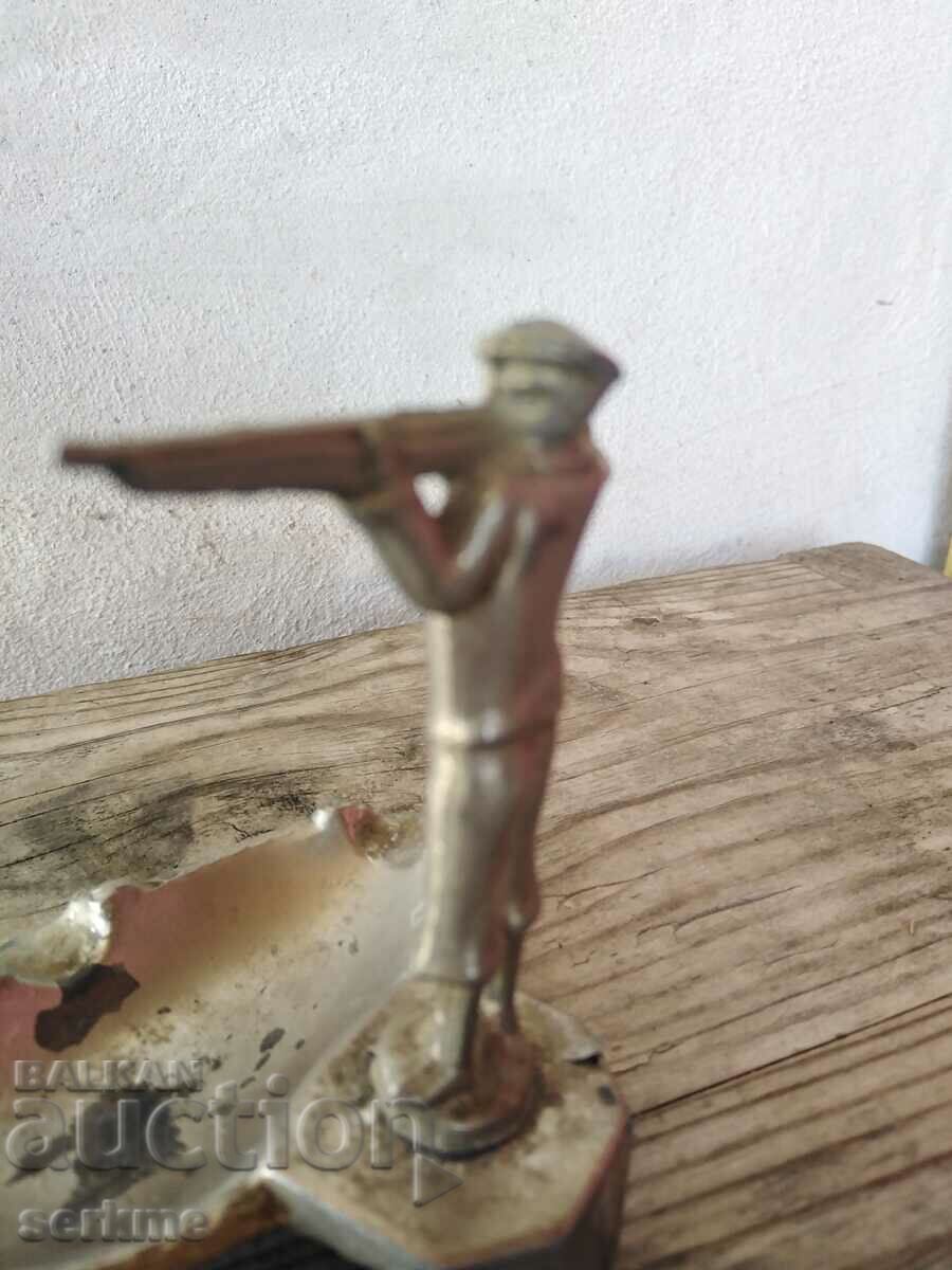 Auction Ashtray Auction Ashtray