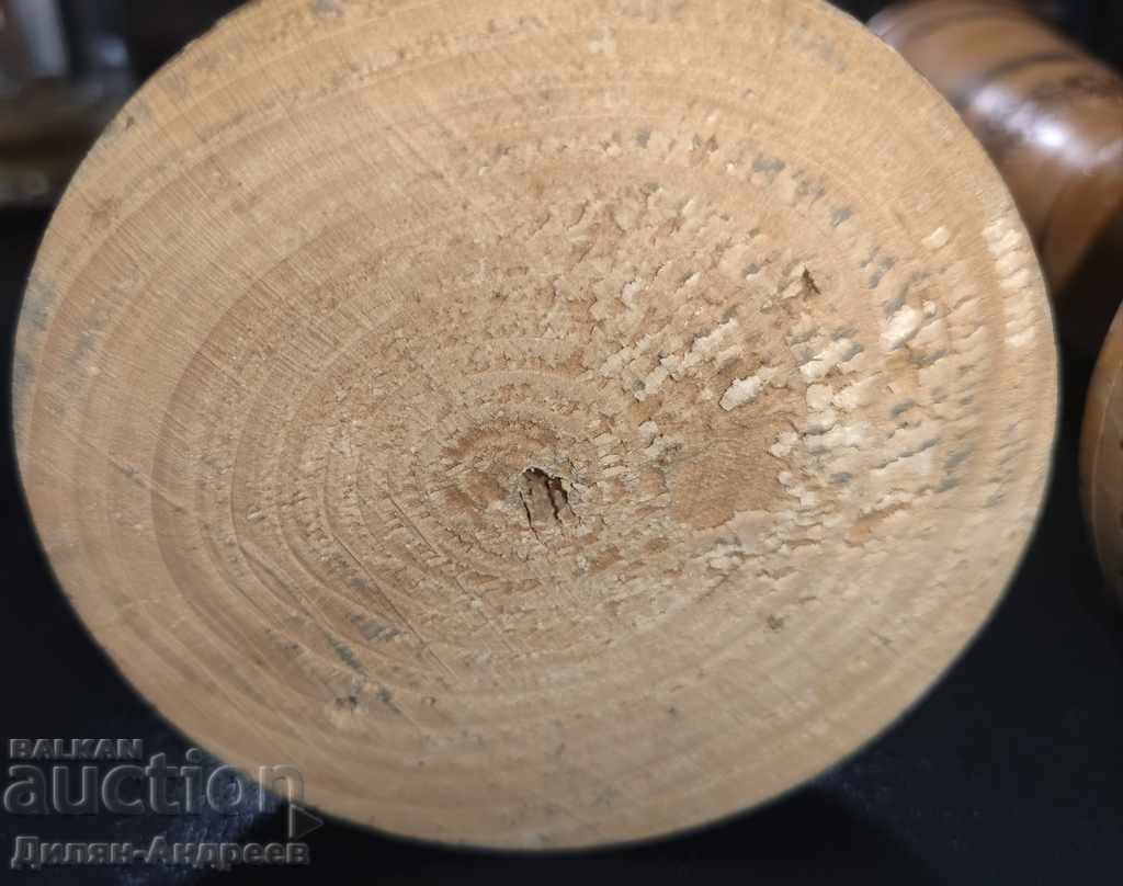 Trofee antice din lemn din vremea socialismului - 7 Trofee antice din lemn din vremea socialismului - 7