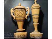 Trofee antice din lemn din vremea socialismului