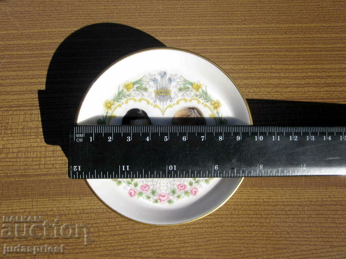 πορσελάνινο πιατάκι ο γάμος του πρίγκιπα Καρόλου και της πριγκίπισσας Νταϊάνα - 7 πορσελάνινο πιατάκι ο γάμος του πρίγκιπα Καρόλου και της πριγκίπισσας Νταϊάνα - 7