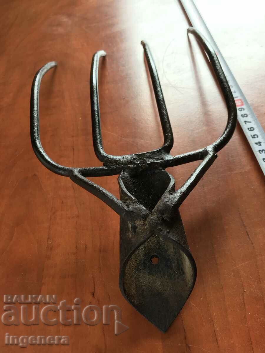 COTTAGE METAL AGRICULTURAL TOOL with price 17.00 BGN | € 8.69 COTTAGE METAL AGRICULTURAL TOOL with price 17.00 BGN | € 8.69