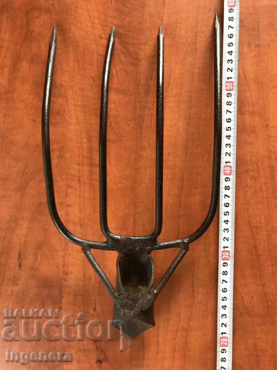 Delivery of COTTAGE METAL AGRICULTURAL TOOL Delivery of COTTAGE METAL AGRICULTURAL TOOL