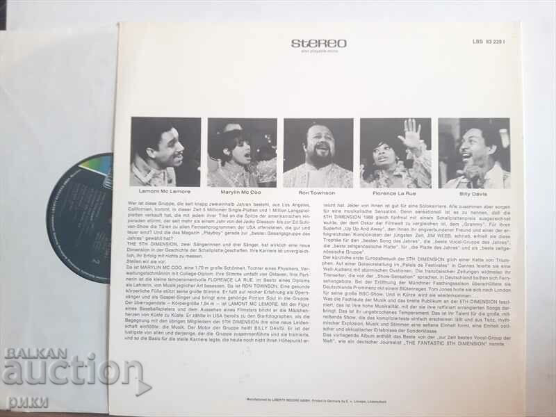 The 5th Dimension – The Fantastic 5th Dimension 1968 cu preț 19.00 BGN | € 9.71 The 5th Dimension – The Fantastic 5th Dimension 1968 cu preț 19.00 BGN | € 9.71