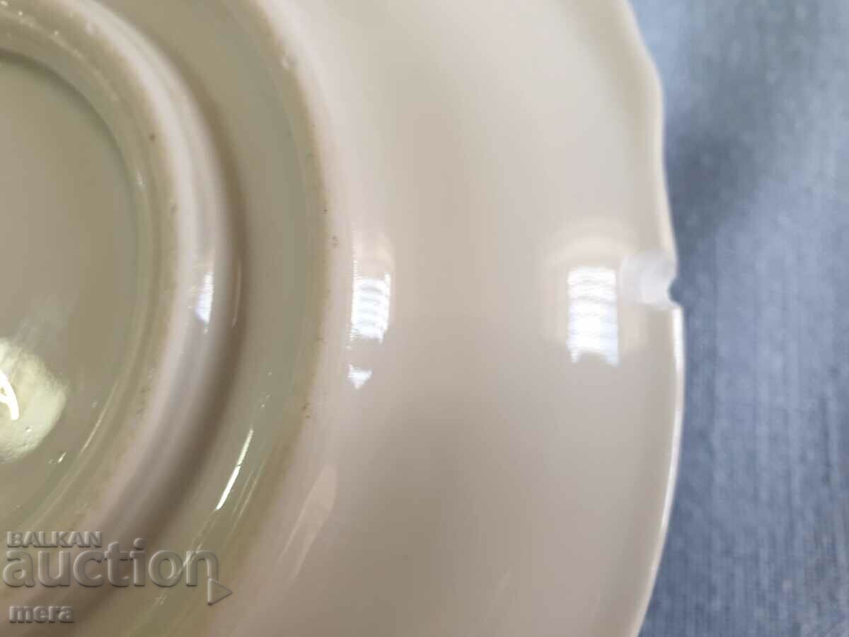 Delivery of Porcelain saucer 1946-1949 Delivery of Porcelain saucer 1946-1949