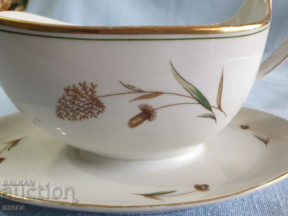 Kahla porcelain saucer with price 18.00 BGN | € 9.20 Kahla porcelain saucer with price 18.00 BGN | € 9.20