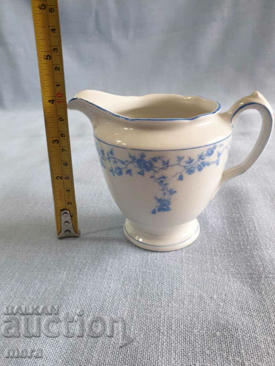 Porcelain latiera, jug 1925-1945 - 5 Porcelain latiera, jug 1925-1945 - 5