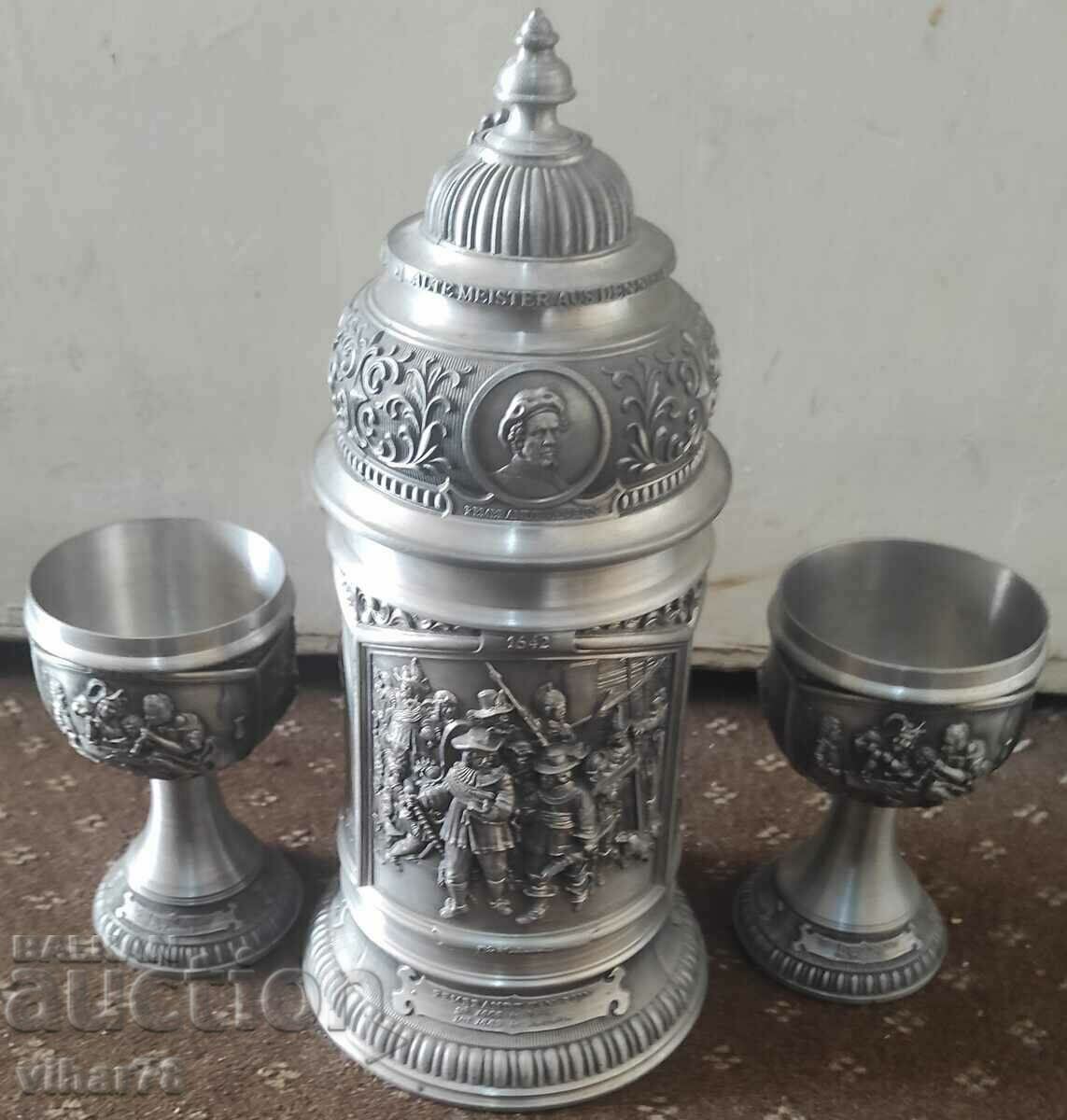 Urcior cu două pahare - 5 Urcior cu două pahare - 5