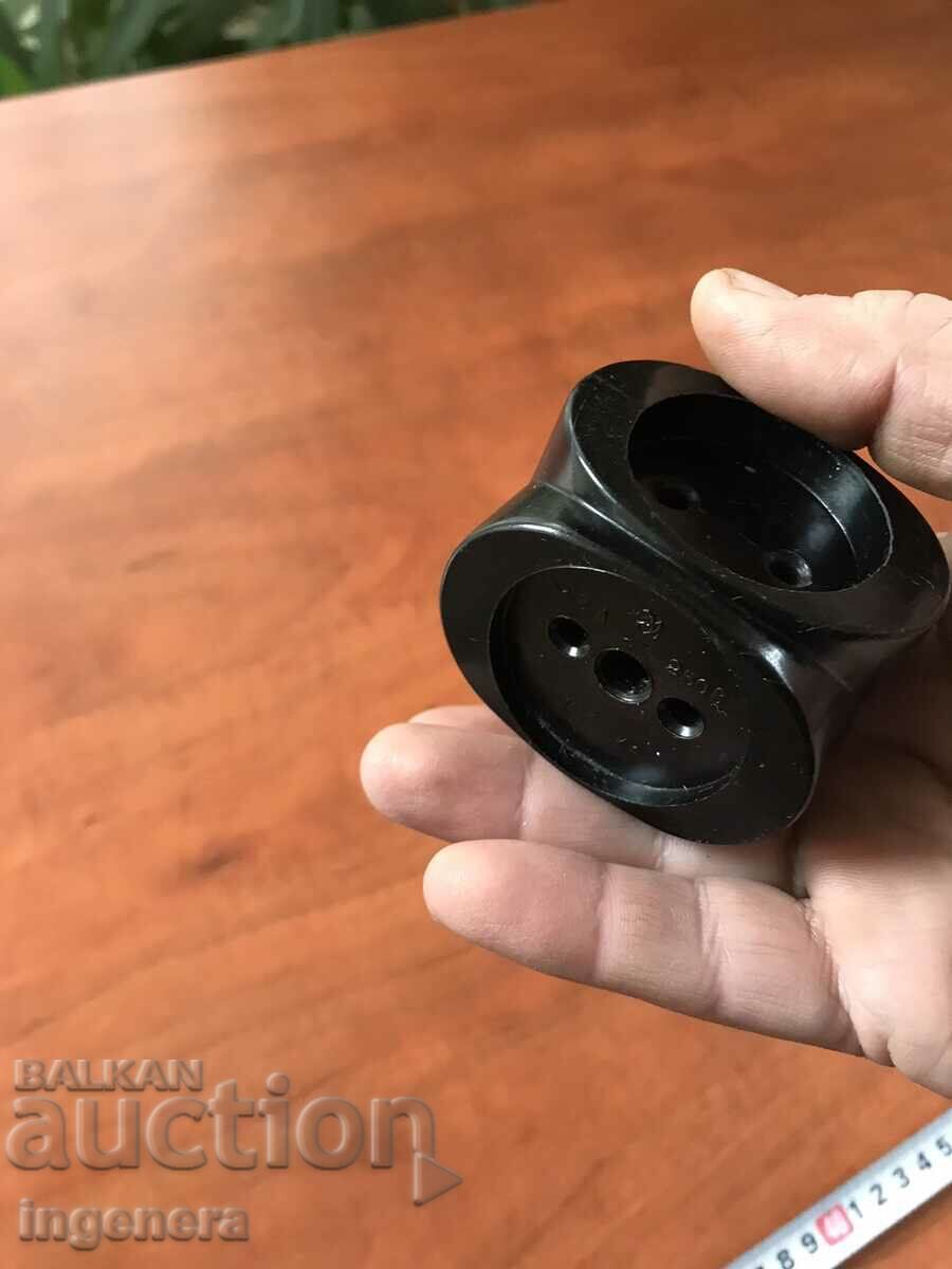 ELECTRICAL SPLITTER PLUG BAKELITE RETRO with price 12.00 BGN | € 6.14 ELECTRICAL SPLITTER PLUG BAKELITE RETRO with price 12.00 BGN | € 6.14