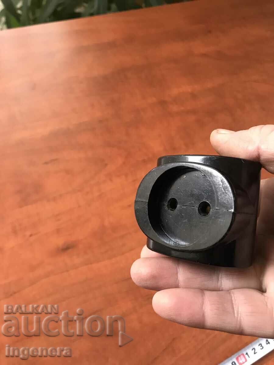 Delivery of ELECTRICAL SPLITTER PLUG BAKELITE RETRO Delivery of ELECTRICAL SPLITTER PLUG BAKELITE RETRO