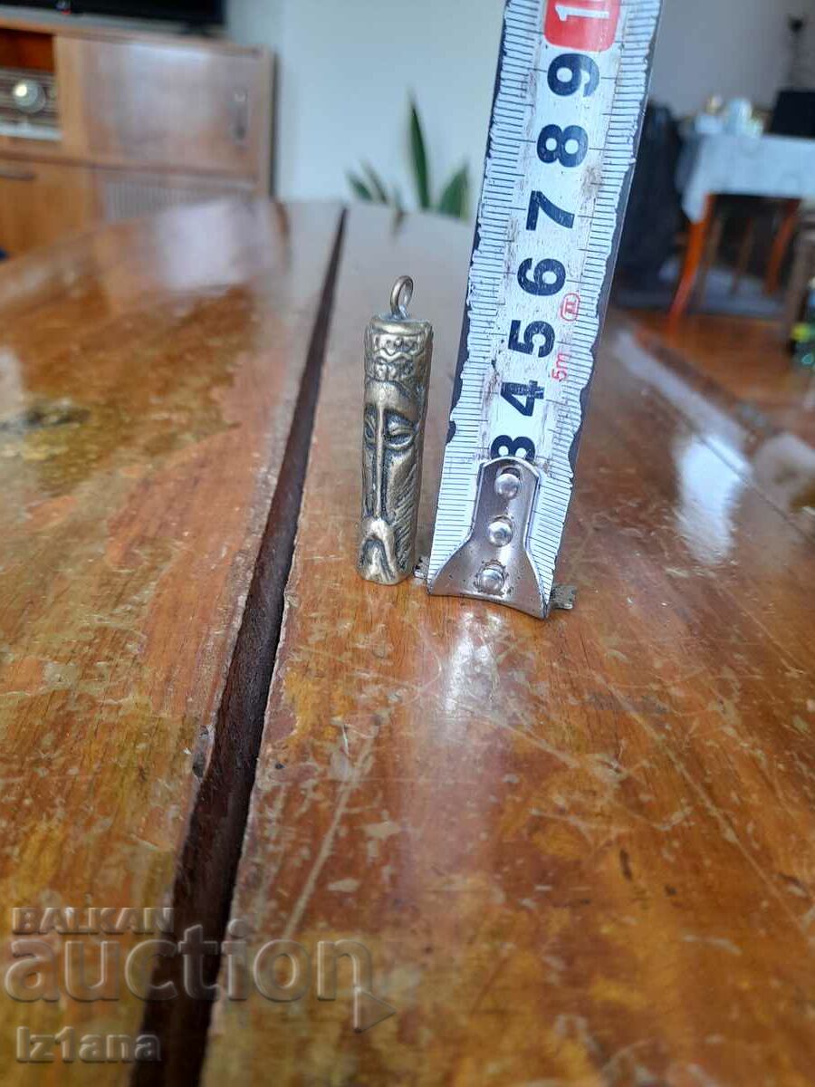 Παράδοση παλιό κρεμαστό κόσμημα Παράδοση παλιό κρεμαστό κόσμημα