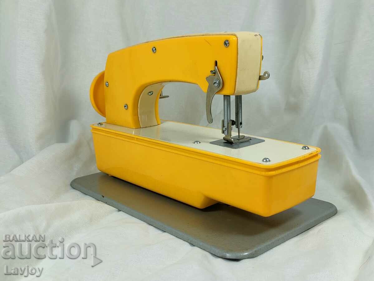 Auction  Retro Children's*** Sewing Machine***