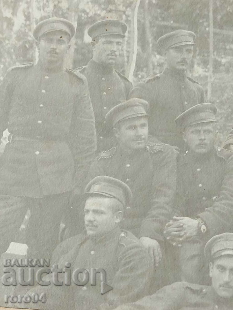 Livrarea FOTOGRAFIE MILITARĂ VECHE – CARTON Livrarea FOTOGRAFIE MILITARĂ VECHE – CARTON