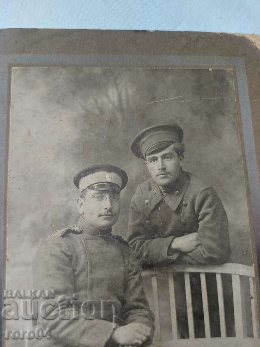Auction  OLD MILITARY PHOTOGRAPHY - CARDBOARD
