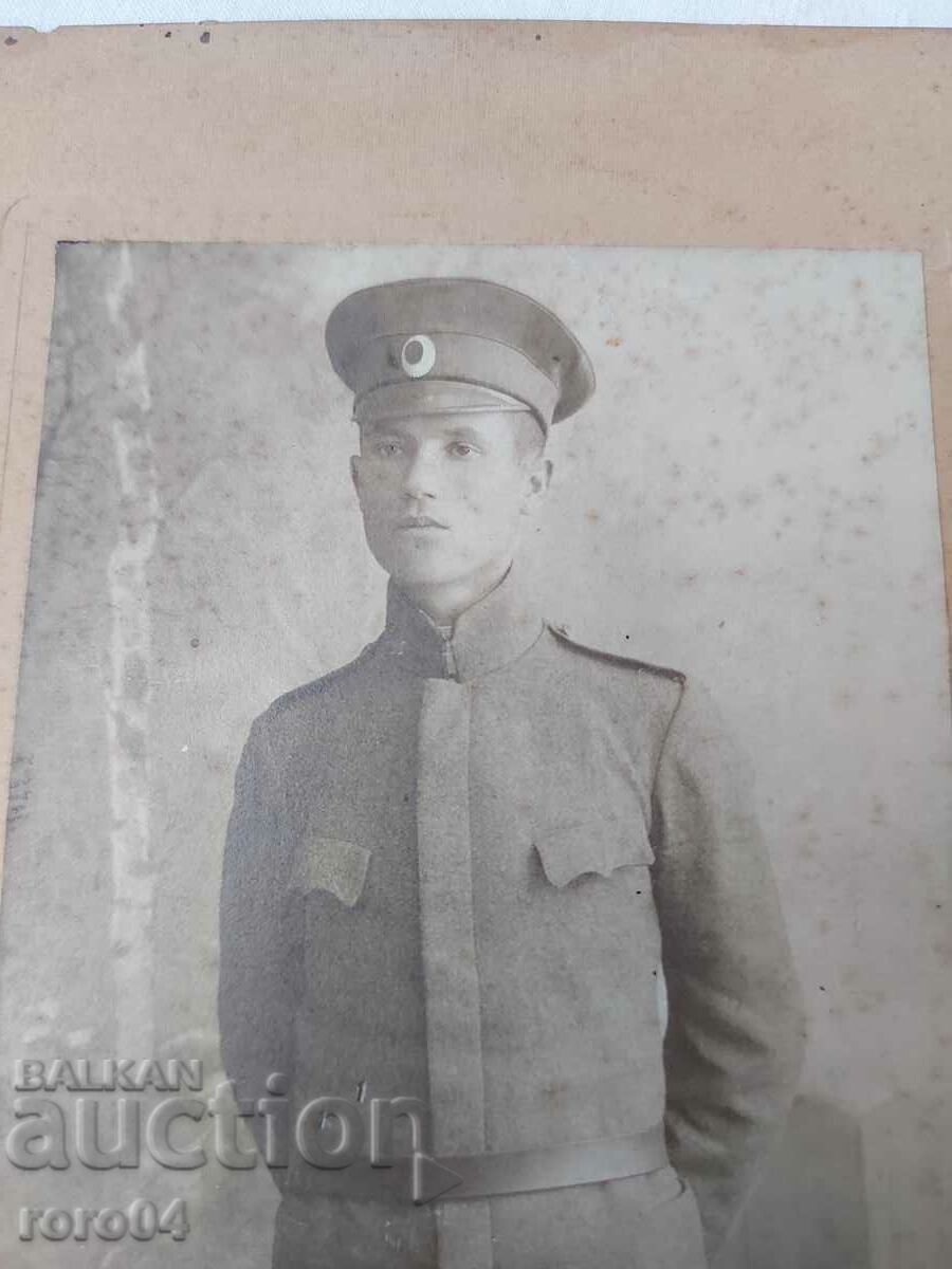 Auction OLD MILITARY PHOTOGRAPHY - CARDBOARD Auction OLD MILITARY PHOTOGRAPHY - CARDBOARD