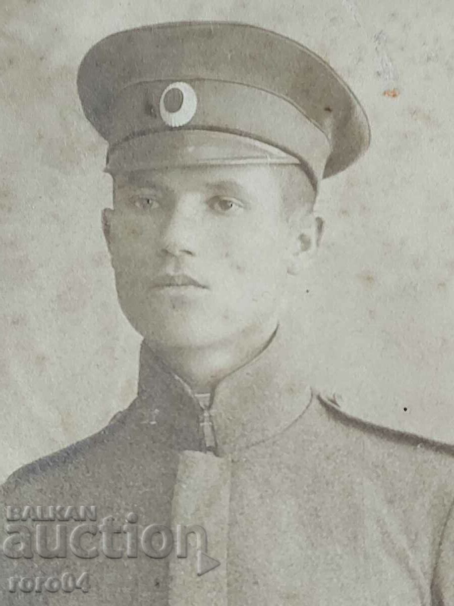 Delivery of OLD MILITARY PHOTOGRAPHY - CARDBOARD Delivery of OLD MILITARY PHOTOGRAPHY - CARDBOARD